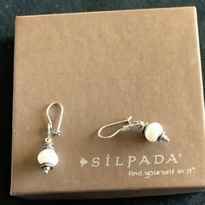 Silpada Light the way pearl earrings